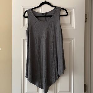 Comfy flowy tank